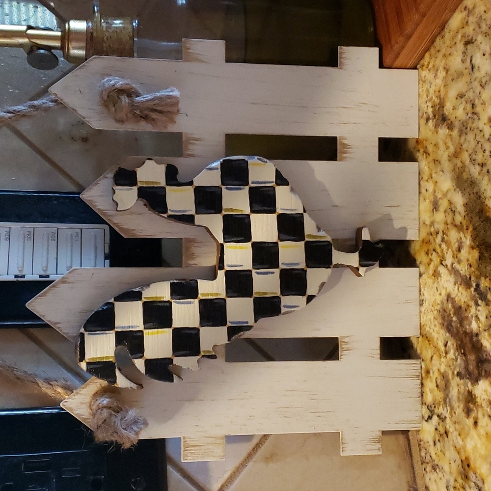 Hand painted chicken
